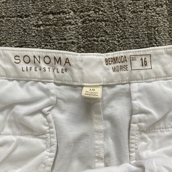 Sonoma Life + Style White Bermuda Mid-Rise 16 - Picture 7 of 8